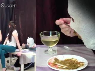 MilanaSmelly – 2 Mistresses Cooked A Delicious Shit Breakfast For A Slave screenshot 5