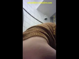 Student Restroom 72 screenshot 3