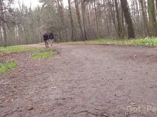 Duo Pissing 2 Girls Peeing Compilation screenshot 2