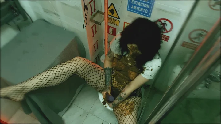 DirtyBetty – Just Be ScatSelf