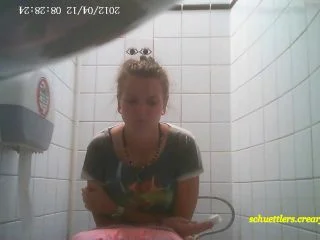 Student Restroom 52 screenshot 2