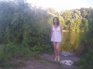 Wildeva – Pee On Porn Mags By The Lake screenshot 2