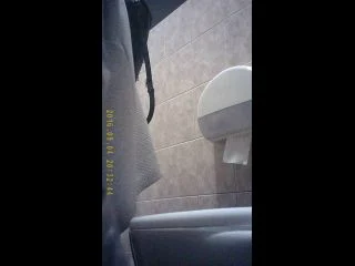 Student Restroom 93 screenshot 4