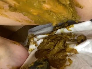 P00girl – Dirty Fisting Pussy Smeared In Shit screenshot 7