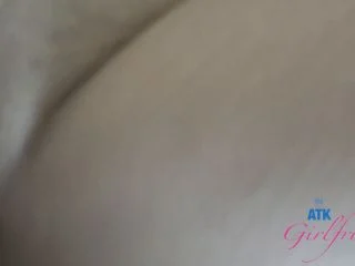 Lalie Fox Pee 15.06.2026 screenshot 3