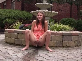 Ellie Eilish – Be Mine screenshot 7