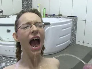 Tiny Loly – Pissen Angepisst Werden screenshot 6