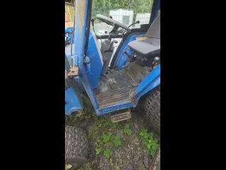 We Found A Abandoned Tractor To Piss On screenshot 1