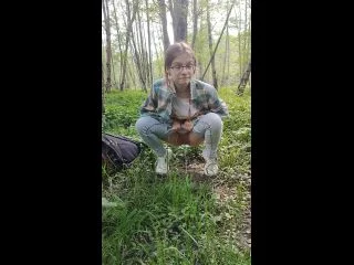 Lily Slutty – Pissing In Nature 3 Videos screenshot 3