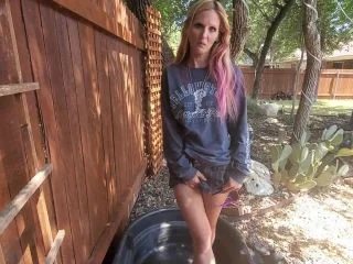 Hope Penetration – Hopes Desperate Pee Compilation screenshot 4
