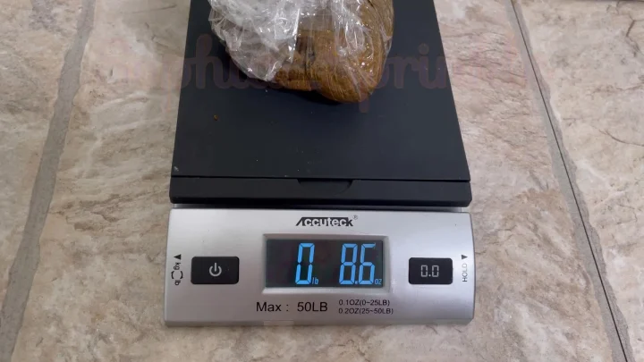 Sophia Sprinkle – Gorgeous Clear Panty Poop Making Stwinkies