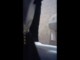 Student Restroom 114 screenshot 6