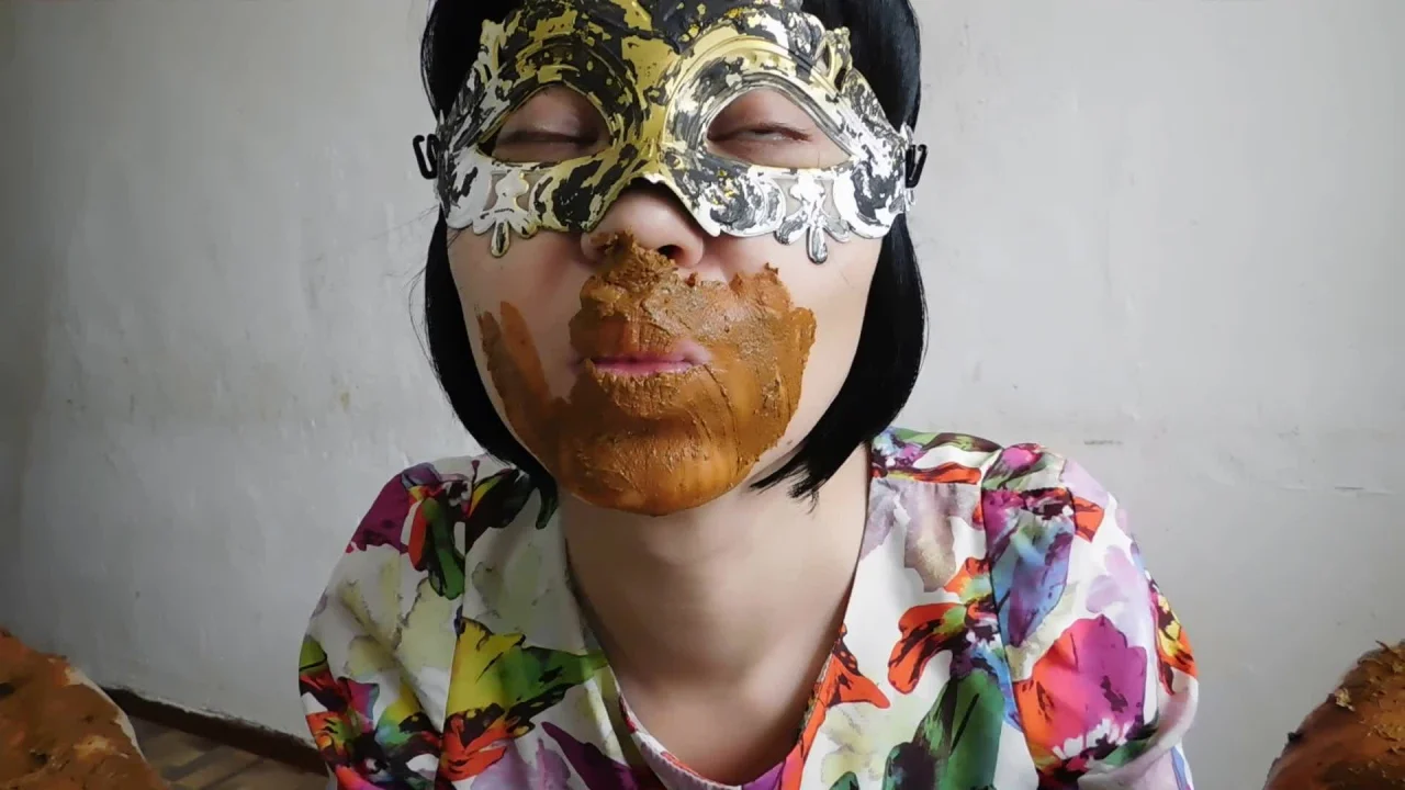 Miss Di – The Princess Of Shit