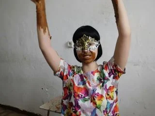 Miss Di – The Princess Of Shit screenshot 6