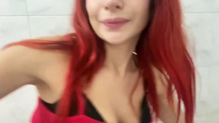 She Pissed And Farted At The Same Time And Loved Every Second Of It