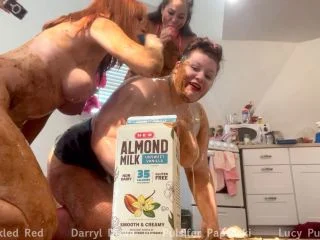 LucyPuddles – Party Pooper VOMIT Edition screenshot 2