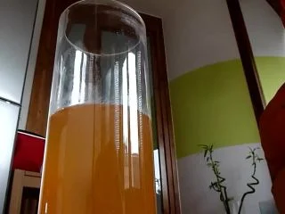 Fistingqueen – Pisse Extrem – 20 Ladungen – 1 Vase – Alles Meins screenshot 3
