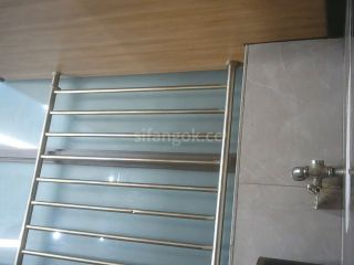 The Chubby Pussy Of A Girl With Glasses screenshot 1