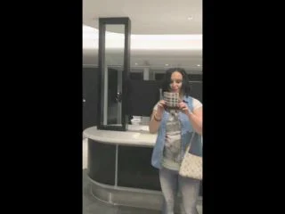 Melissaredpassion – The Golden Rain In The Public Toilet screenshot 7
