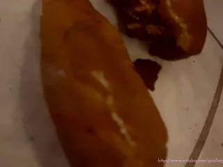 LucyScat – Tasting My Shit And Playing With It screenshot 1