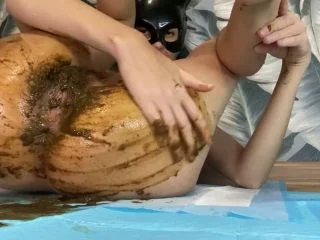 PooGirl – Diarrhea And Opening Of The Anus screenshot 5