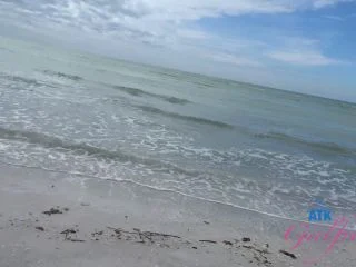 Nicole Nichols Pee 01.02.2026 screenshot 2