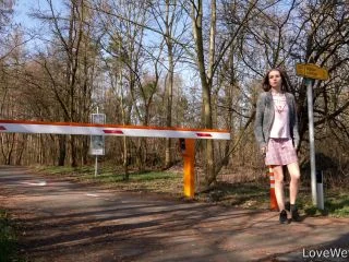 Pee Bonus With Nella Decker screenshot 2