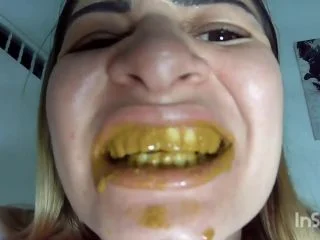 NataschaDirty – I Masturbate Smelling And Tasting My Poop screenshot 4