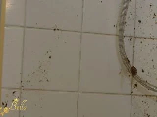 JanaBella – Closeup Shower Wall Enema Shit And Piss screenshot 5