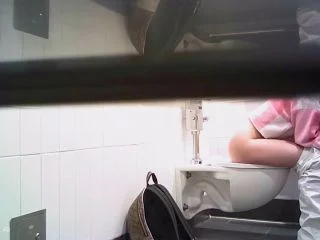 Hot Girls On Student Toilet 7 screenshot 4