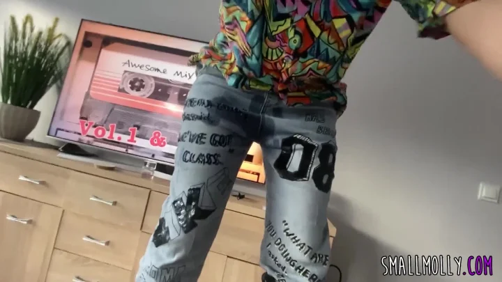 Mollymolly18 – Piss On Dick For 100