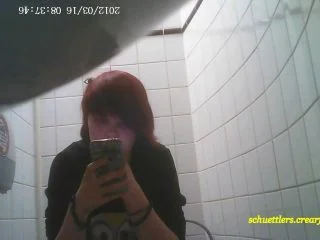 Student Restroom 70 screenshot 6