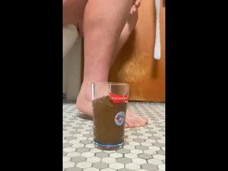 Phattiepheeder – PAWG Unloads 4 Cups Of Hot Chocolate screenshot 2