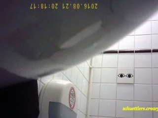 Student Restroom 58 screenshot 2