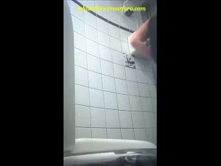 Student Restroom 71 screenshot 6