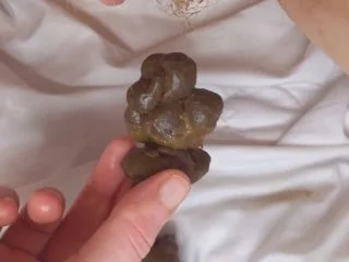 PooGirlSofia – So Fucking Wet – Masturbating With Turds No Fingers screenshot 2