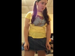 KaretCake – Daddy Sees My Diaper screenshot 2