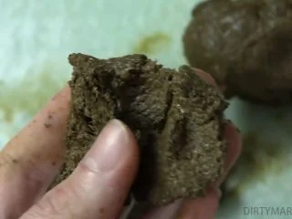 DirtyMaryan – Pooping And Showing Texture Of My Shit screenshot 7