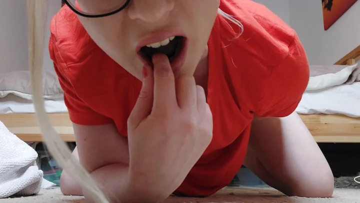PooGirlSofia – Embarrasing Panty Mess Filling – Ooopsies