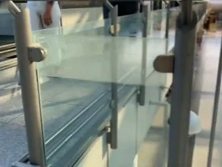 SteffiBlond – Vor Abflug Am Flughafen screenshot 3