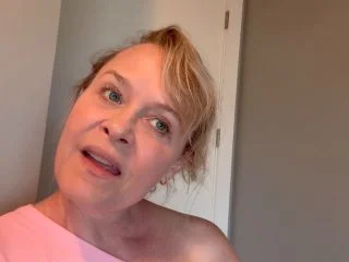 Forbidden From Using A Toilet For 24 Hours screenshot 3
