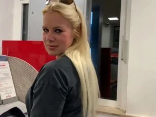 Public In The Bank – He Shits Me In The Face screenshot 6
