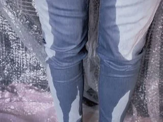 Jessie999 – Wetting My Jeans Through Pantyhose All The Way To The Sneakers Getting Peed On screenshot 4