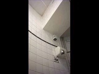 Student Restroom 108 screenshot 2