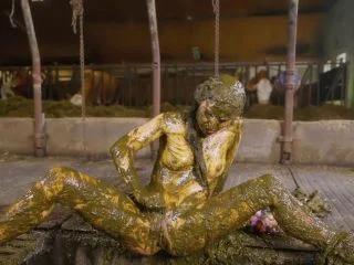 Kaitlyn Katsaros Wild In Manure – Kaitlyn Submerges Herself In Cowshit And Gets It Into Her Mouth screenshot 3