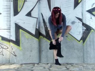 Pissing With Jessica Red – Jessicared3 screenshot 1