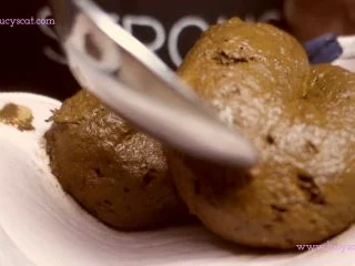 LucyScat – Making Of My Chocolate Poo Cookies screenshot 5