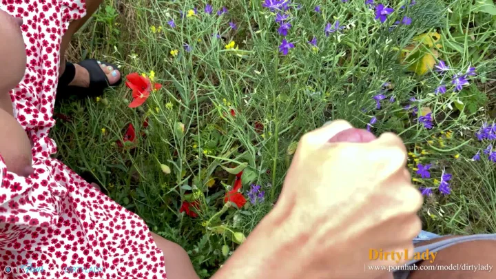 Dirty Lady – She Is A Handhob While He Pees