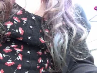 Public Pee Panty Wetting screenshot 2