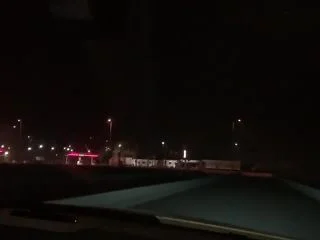 Siswet – Even Plassen In Frankrijk Op De Parkeerplaats Fetish Butt Kink screenshot 1